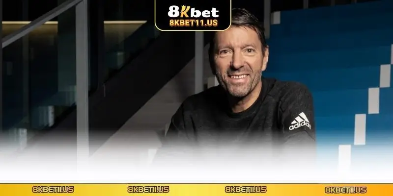 Tác giả 8KBET Ngọc Tài Hành trình phát triển sự nghiệp đầy nỗ lực của tác giả